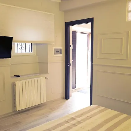 Casa Indipendente A Trastevere بيت للعطل روما